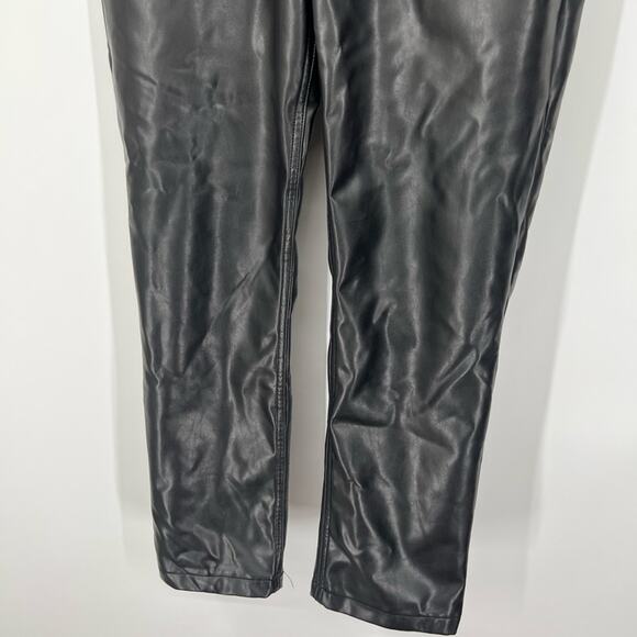 Abercrombie & Fitch Curve Love ‘90s Straight Pants Ultra High Rise Faux Leather - Picture 4 of 7